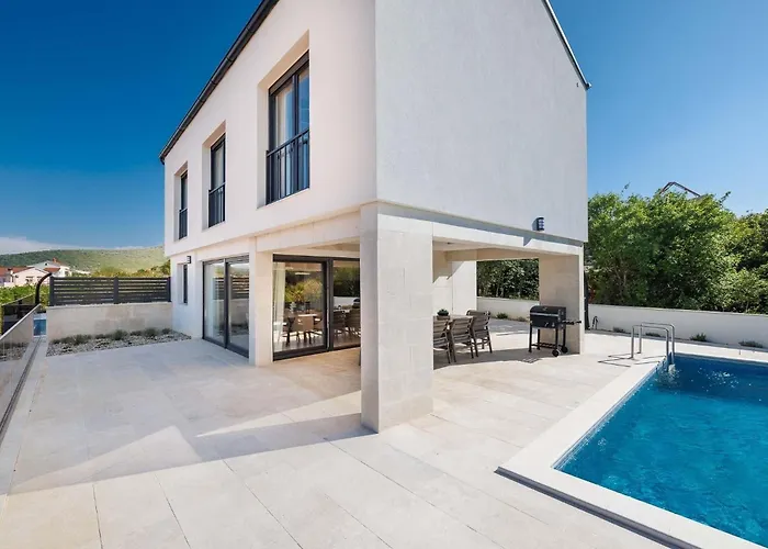 House With A Swimming Pool Vrbnik, Krk - 24526 *