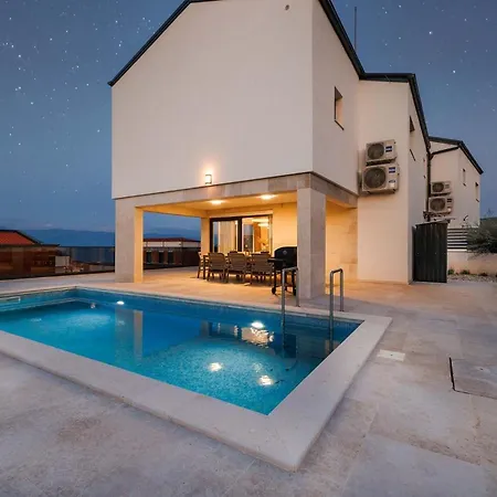 House With A Swimming Pool Vrbnik, Krk - 24526 Semesterbostad Vrbnik (Primorje-Gorski Kotar)